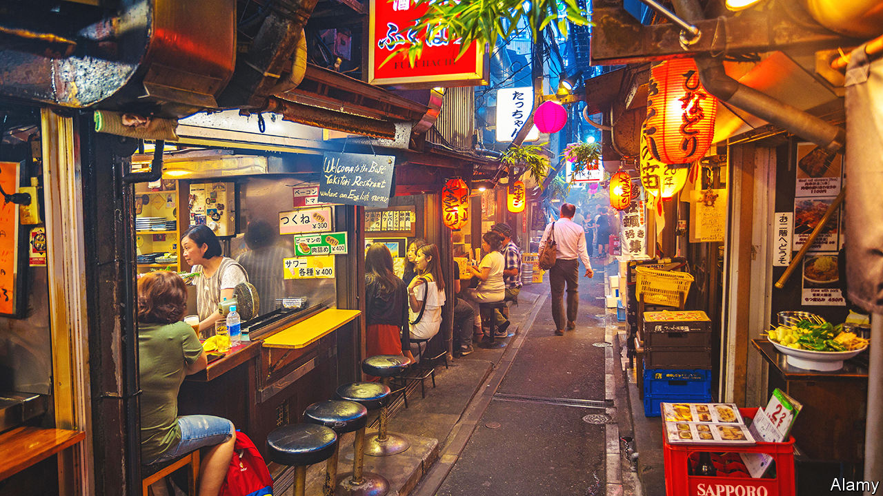 2A8TN80 Omeido Yokocho. Shinjuku district, Tokyo, Japan, Asia