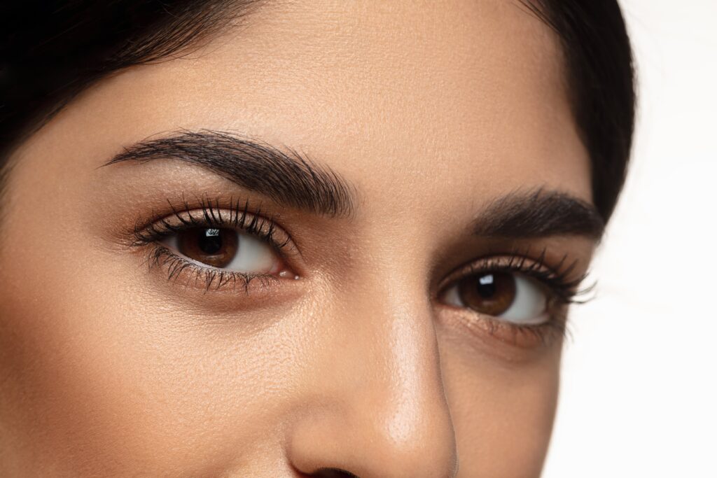 Use Careprost Eyelash Serum Correctly to Get Fuller Eyelashes