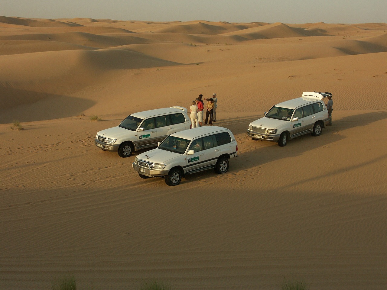 What can you do at Dubai Desert Safari Tour?