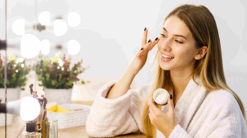 Understanding Facial Skin Care Products: A Proper Guide